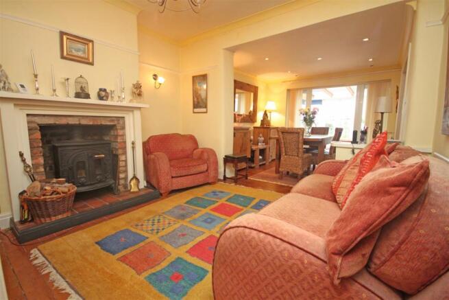 Rear Lounge