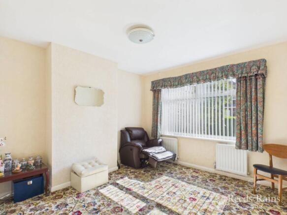 3 bed Semi-Detached for sale Image 4