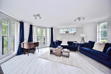 Medway Court, Aylesford, Kent, ME20