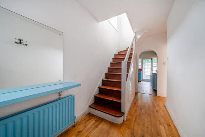 1402997-1-6973b4b...