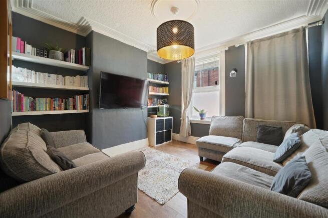 3 bed Terraced for sale Image 7