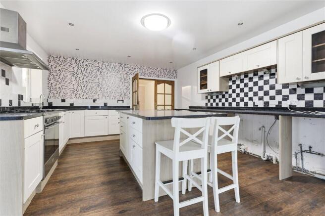2 bed Semi-Detached for sale Image 6