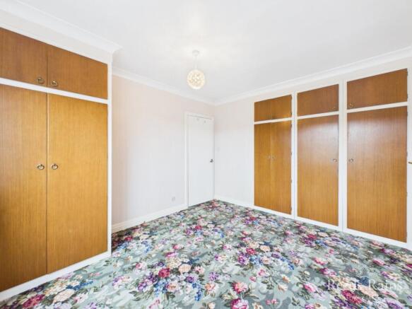 2 bed Bungalow for sale Image 5