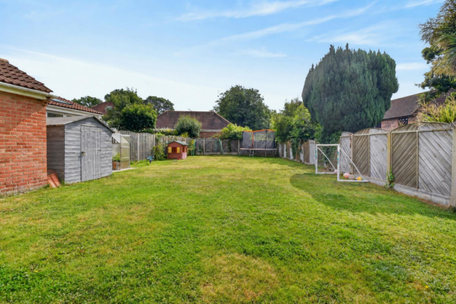 3 bed Detached for sale Image 8
