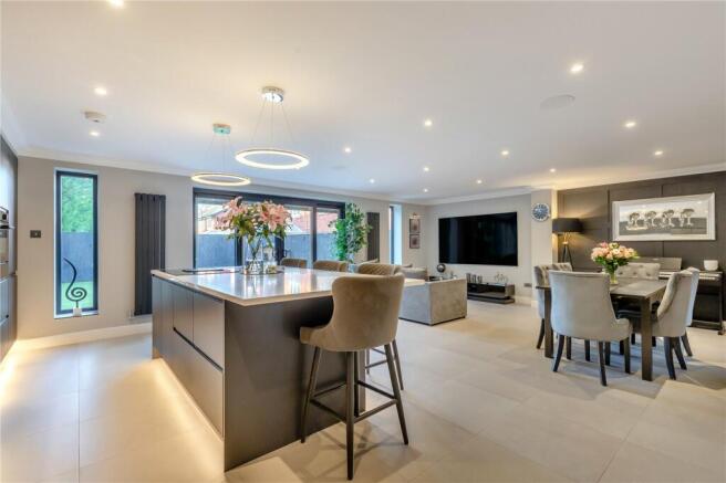 Kitchen/Dining Area