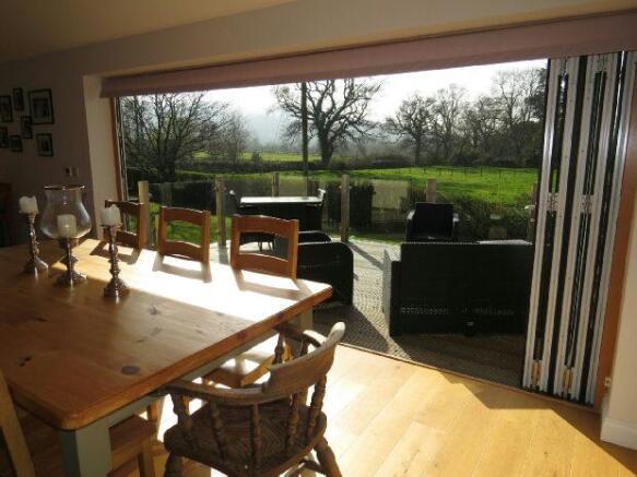 Living/Kitchen/Dinin