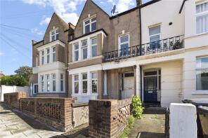 Flat 5, 32, Mount Ephraim Road, London SW16 1LW