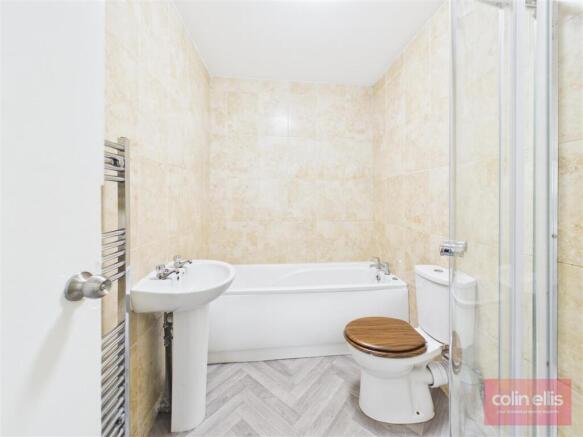 2 bed Semi-Detached for sale Image 7