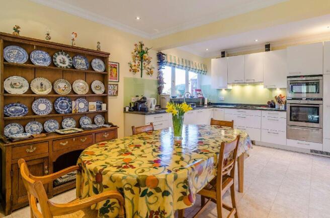 Breakfast Kitchen