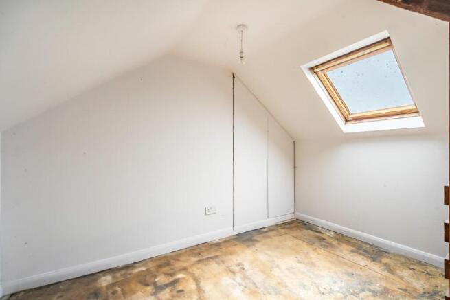 3 bed Semi-Detached for sale Image 12