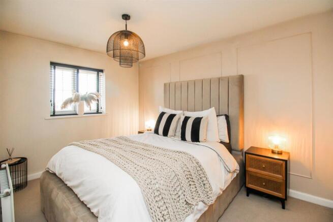 3 bed Semi-Detached for sale Image 9