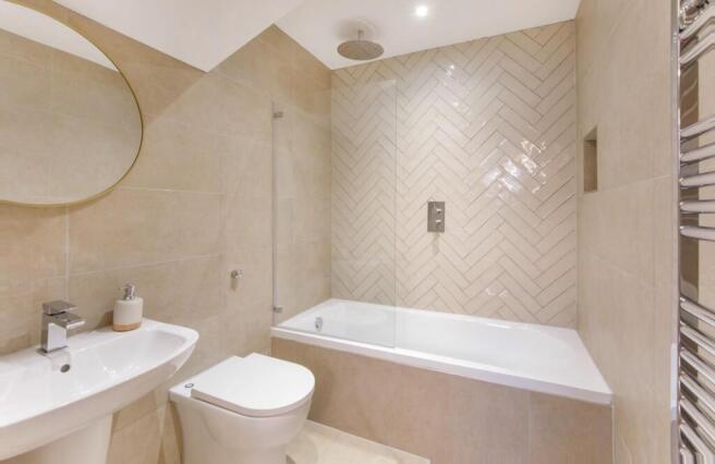 2 bed Duplex for sale Image 12