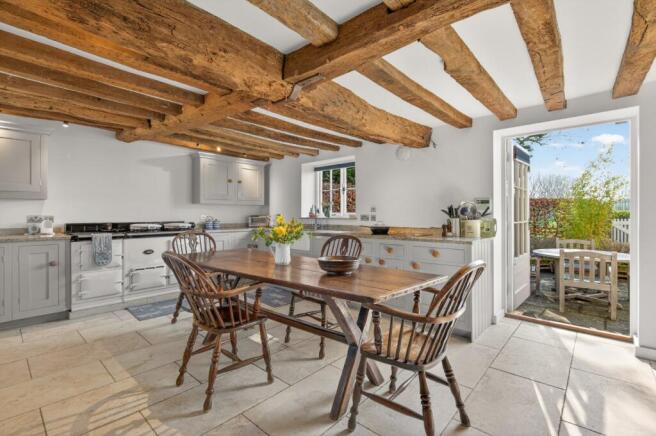 Kitchen/Breakfast Rm