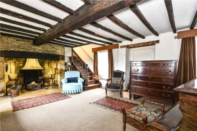 Sitting/Dining Room