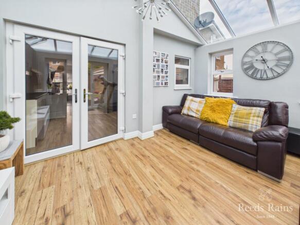 3 bed Detached for sale Image 9