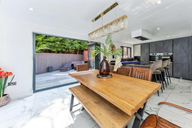 Kitchen/Diner View 3