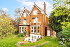 Flat 5, 6, The Drive, London SW20 8TG