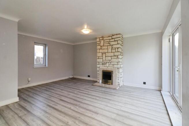 3 bed Semi-Detached for sale Image 10