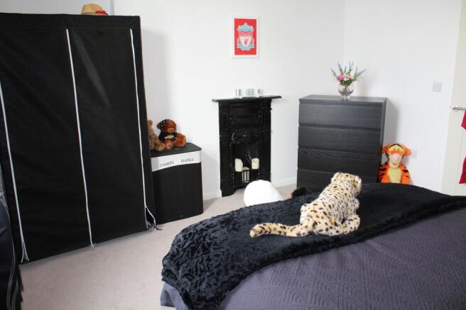 Bedroom 2 Picture 2