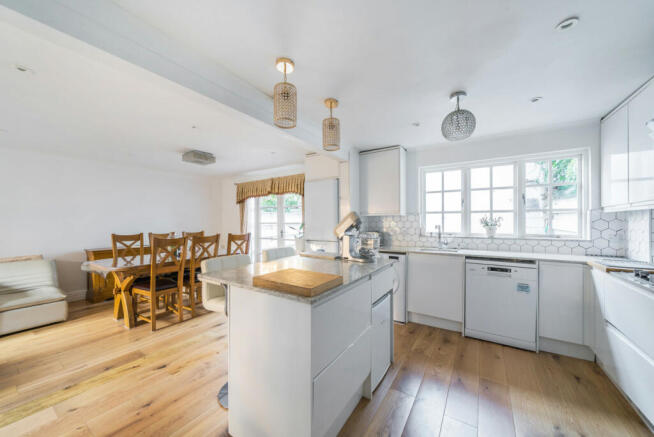 Kitchen/Dining Room
