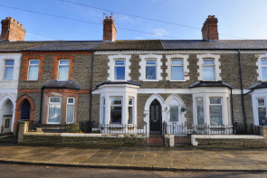 8, Plasnewydd Place, Roath, Cardiff CF24 3HD