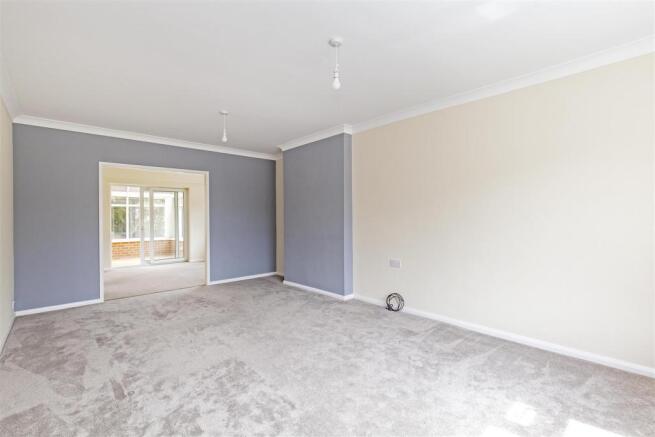 Reception Room-2.jpg