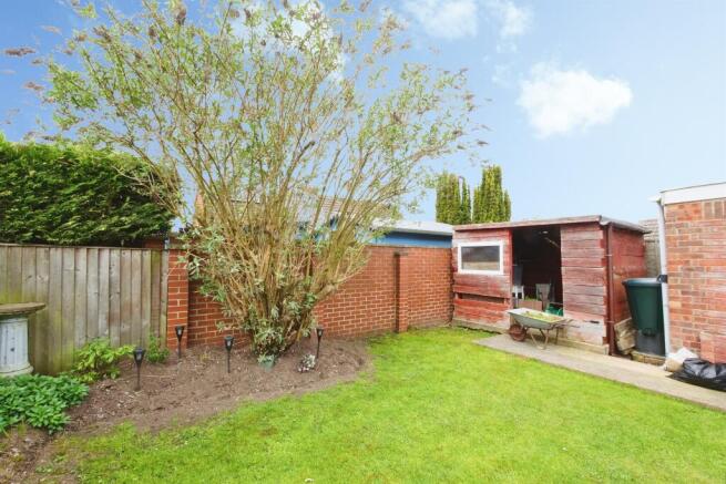 3 bed Semi-Detached for sale Image 12