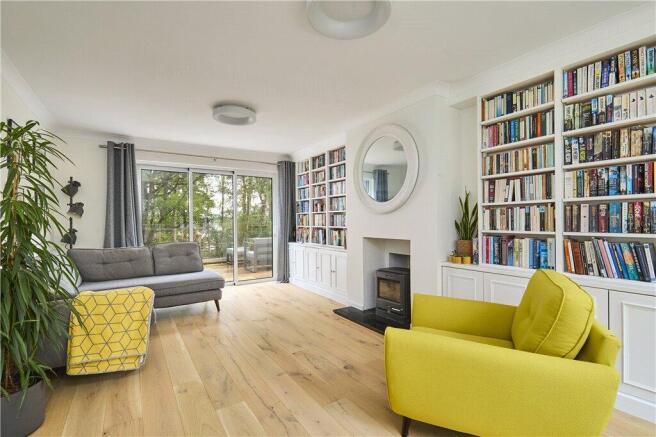5 bed Detached for sale Image 12