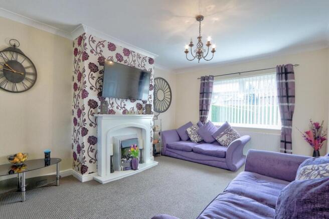 3 bed Semi-Detached for sale Image 4