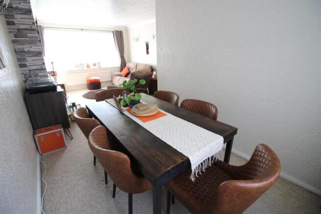 Lounge/Diner