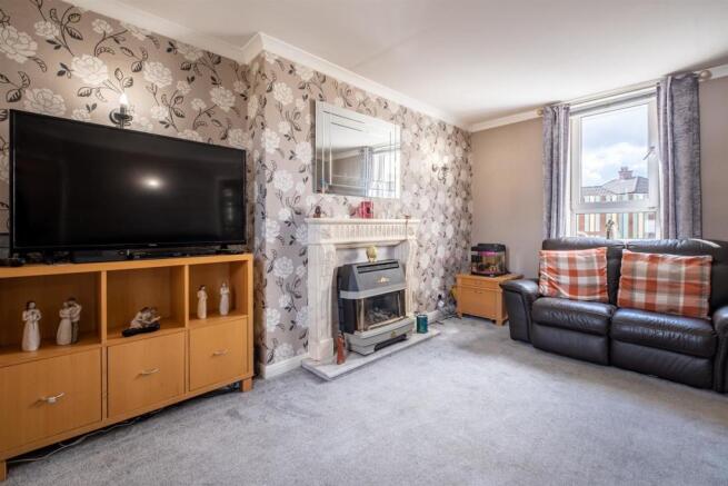 012-20_Agnew_Avenue_Coatbridge.jpg