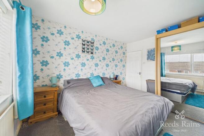 3 bed Semi-Detached for sale Image 10