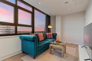 1, The View, Staines Road West, Sunbury-on-thames TW16 7FF