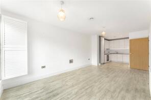 Flat 5, 2, Boleyn Road, Hackney, London N16 8EP