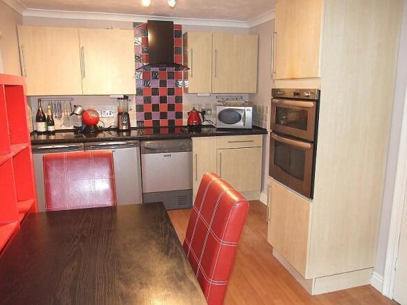 Kitchen b