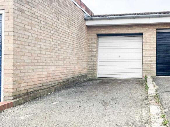 Parking & Garage