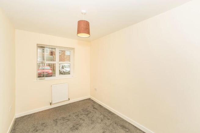 2 bed Apartment to rent Image 7