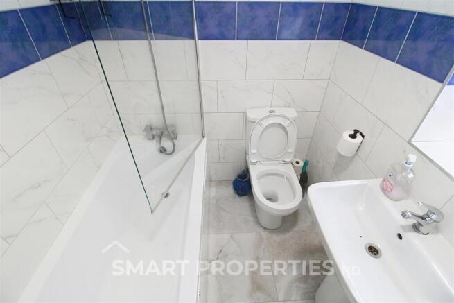 3 bed End of Terrace to rent Image 9
