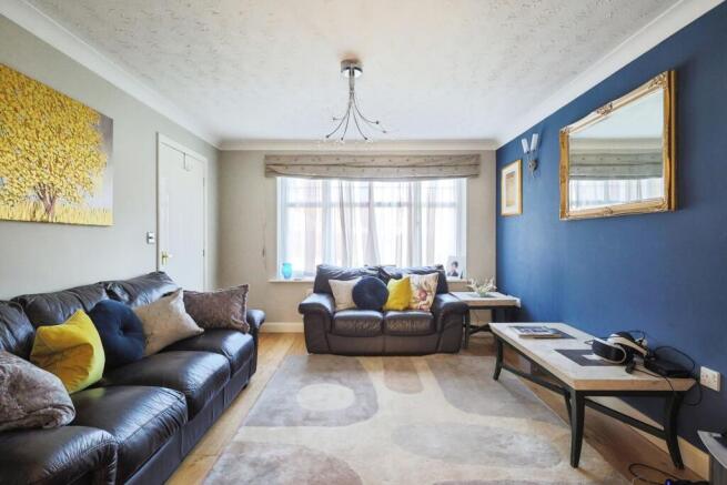 4 bed Detached for sale Image 12