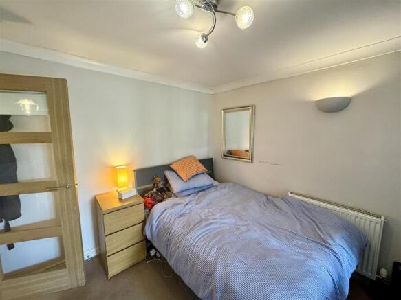 BEDROOM/SNUG/PLAY ROOM
