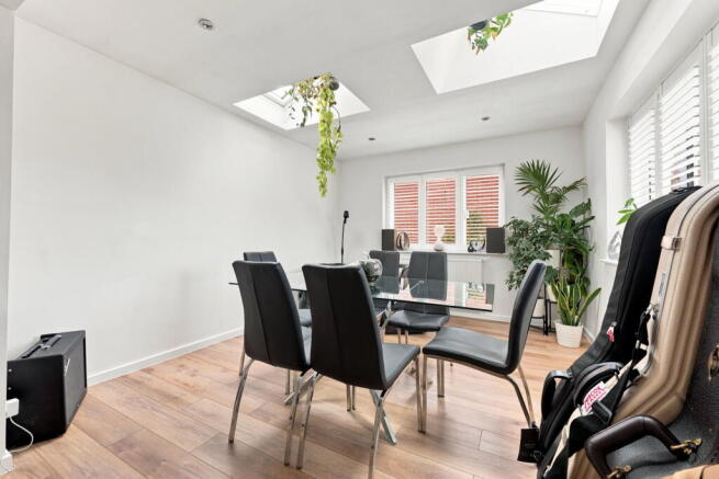 3 bed Detached Bungalow for sale Image 11