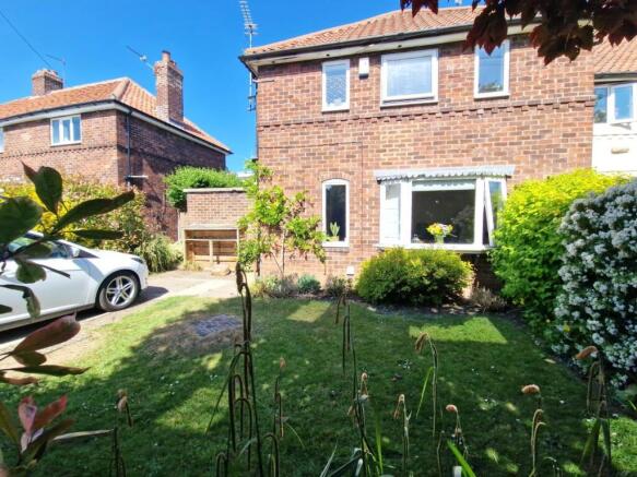 fRONT EXTERNAL 2.jpg