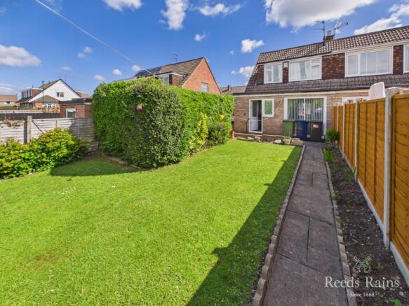 3 bed Semi-Detached for sale Image 11