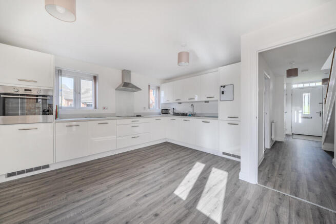 1447811-11-69dffd...