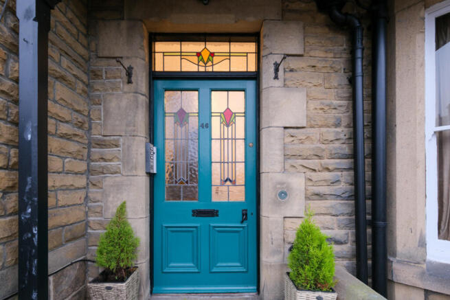 256535_RX353721_I...