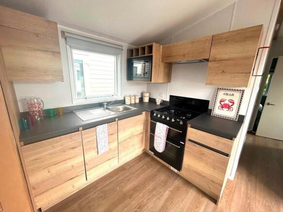 Willerby Midhurst 2025 Car0063457 140280162.jpeg