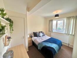 3, Rokeby Gardens, Headingley, Leeds LS6 3JZ