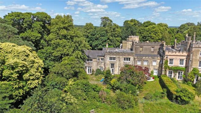 4 Coates Castle