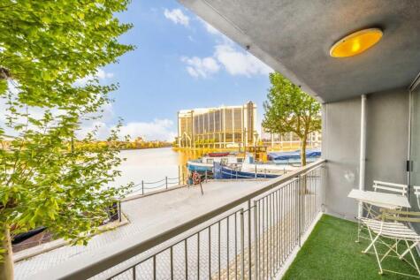 Selsdon Way, Canary Wharf