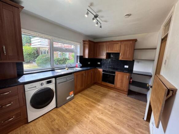 Flat 1, Willow Court, Willow Bank, Manchester photo 5